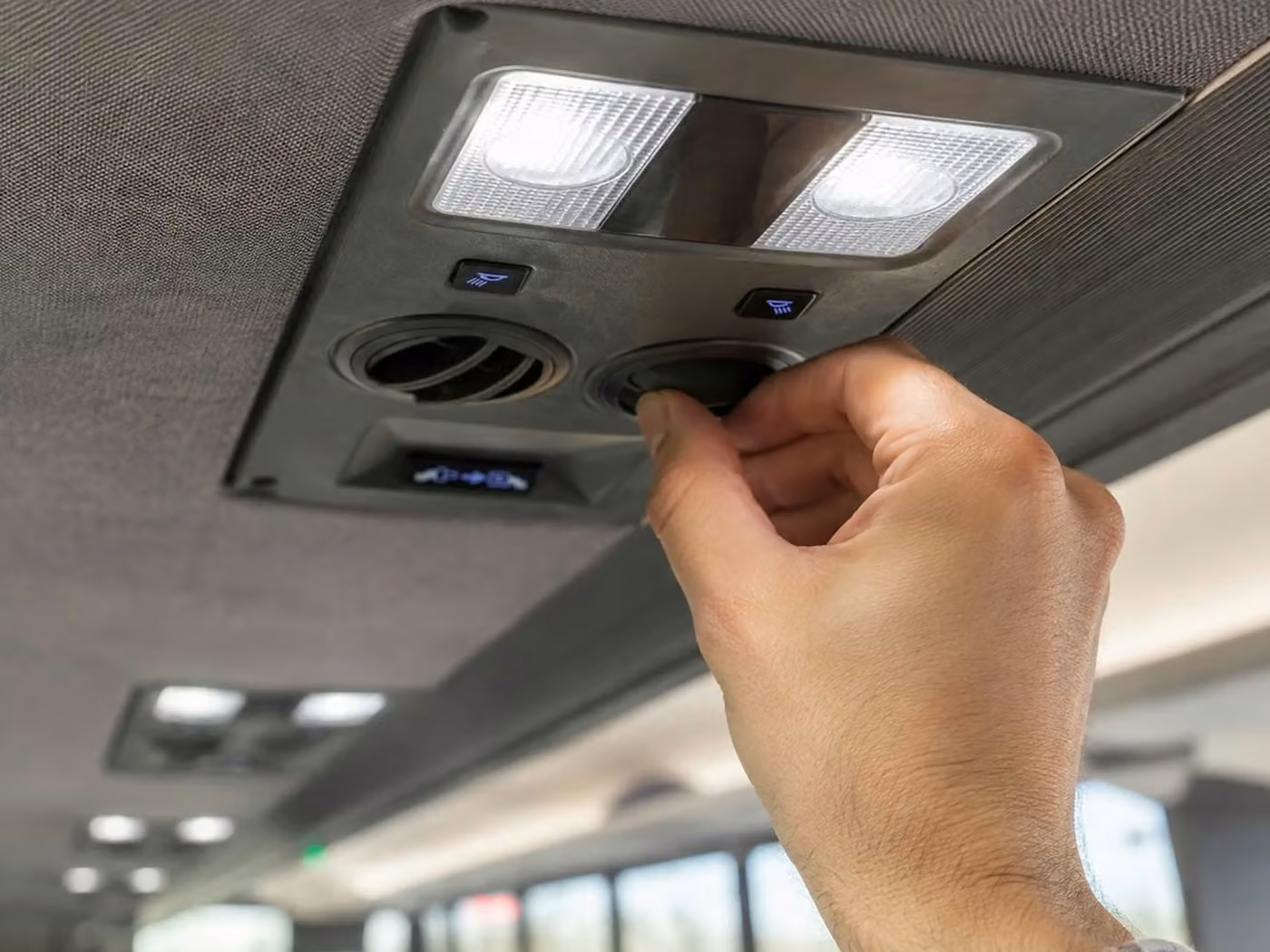 east point 25 passenger minibus air conditioning