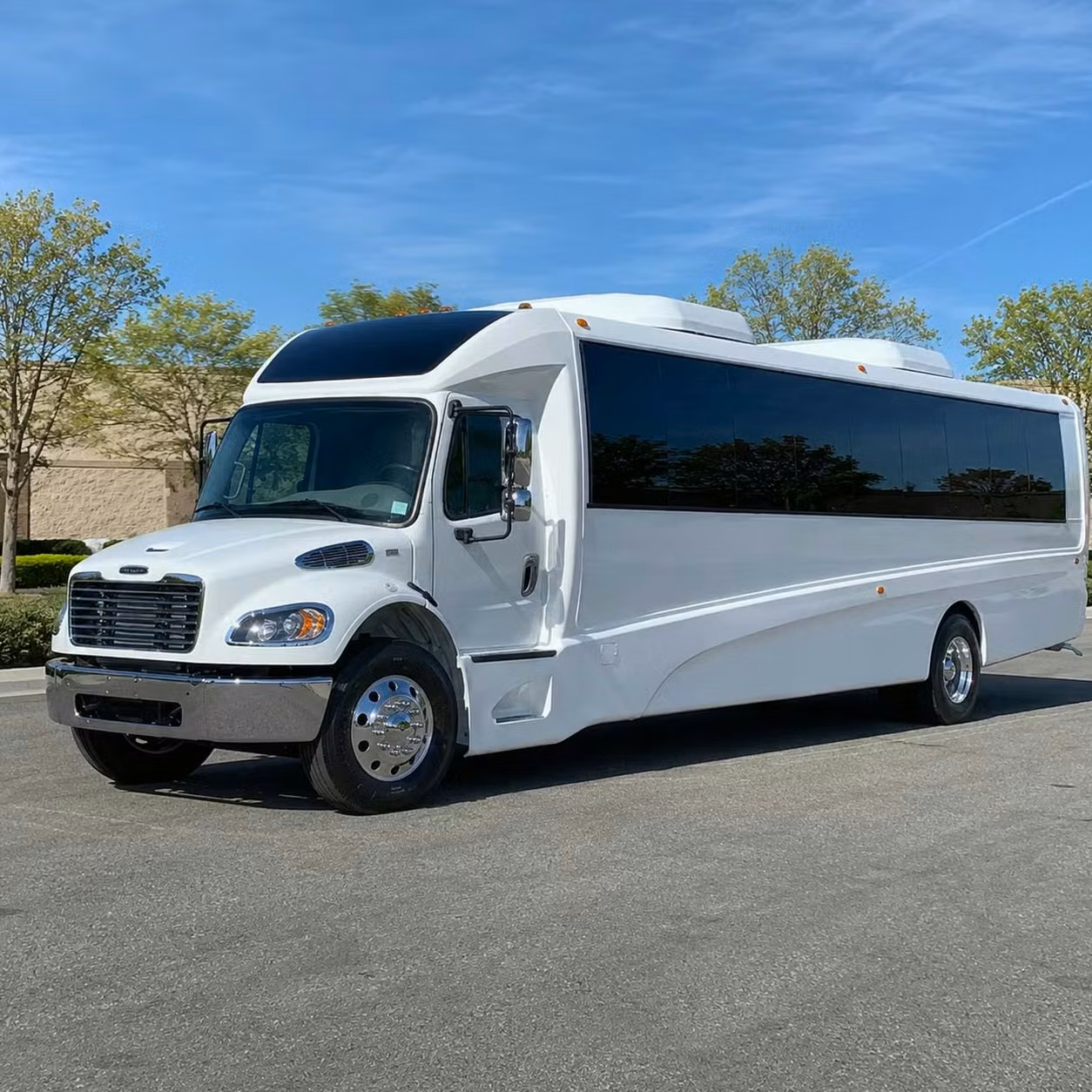 east point 28 passenger minibus rental