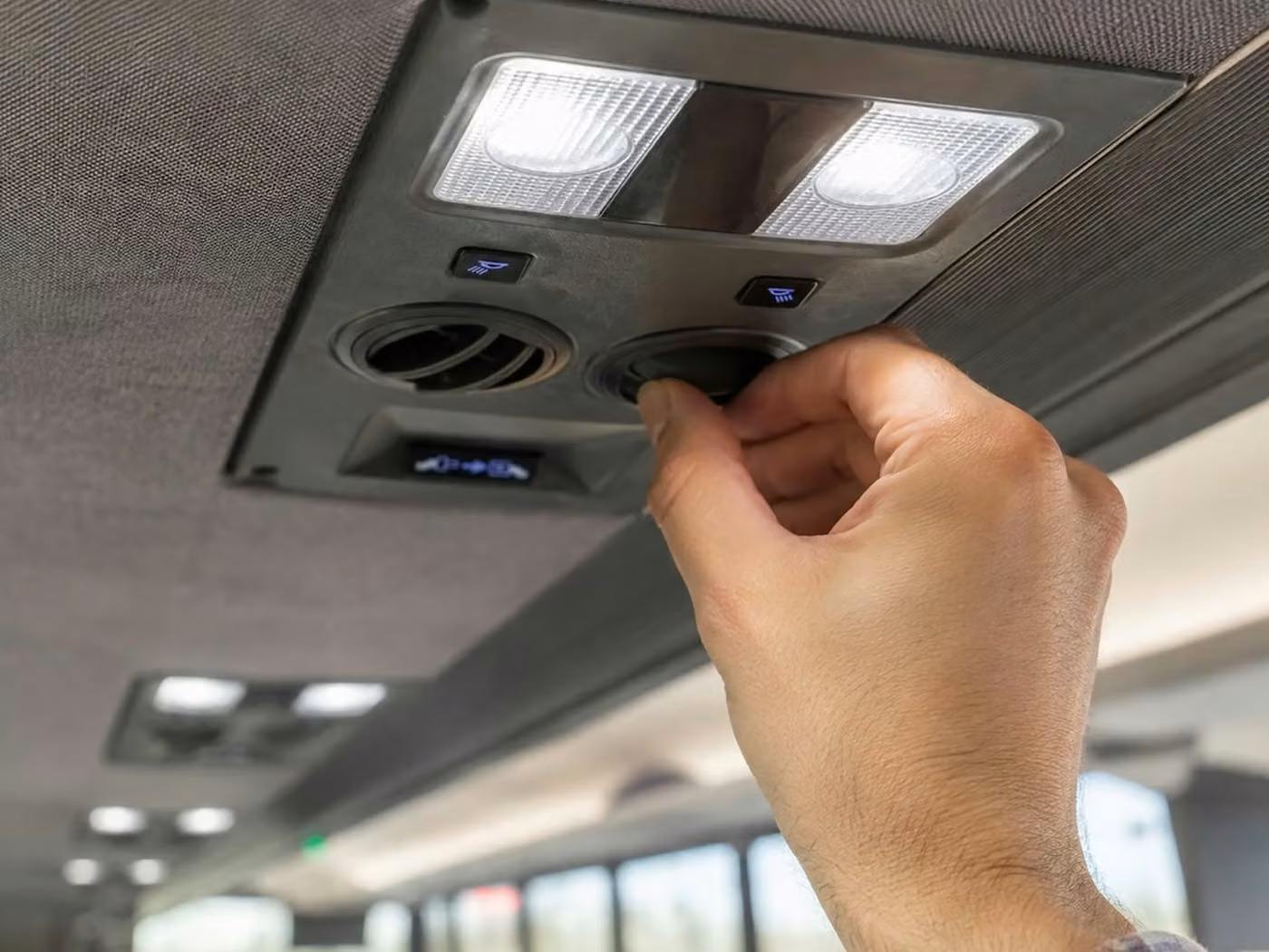 east point 35 passenger minibus air conditioning